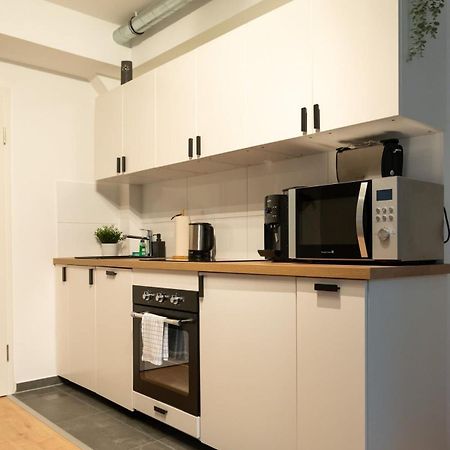Hamburg City Apartment For 4 Zewnętrze zdjęcie
